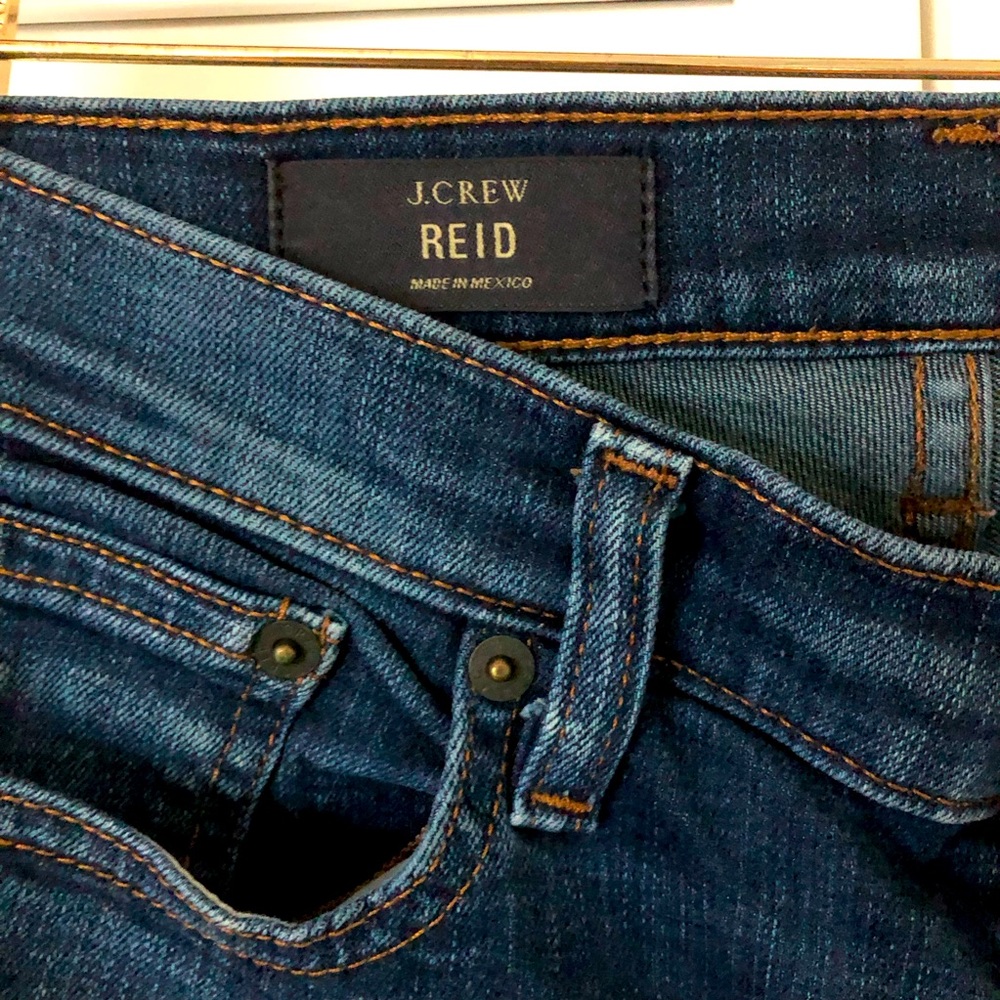 Jcrew Reid straight leg jeans classic rise dark blue. Stretchy and super comfy.